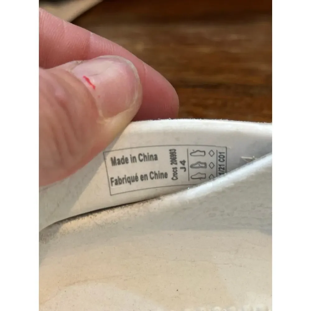 Crocs Unisex Classic Glitter II Metallic Silver Clog Sandal Shoes Size J4